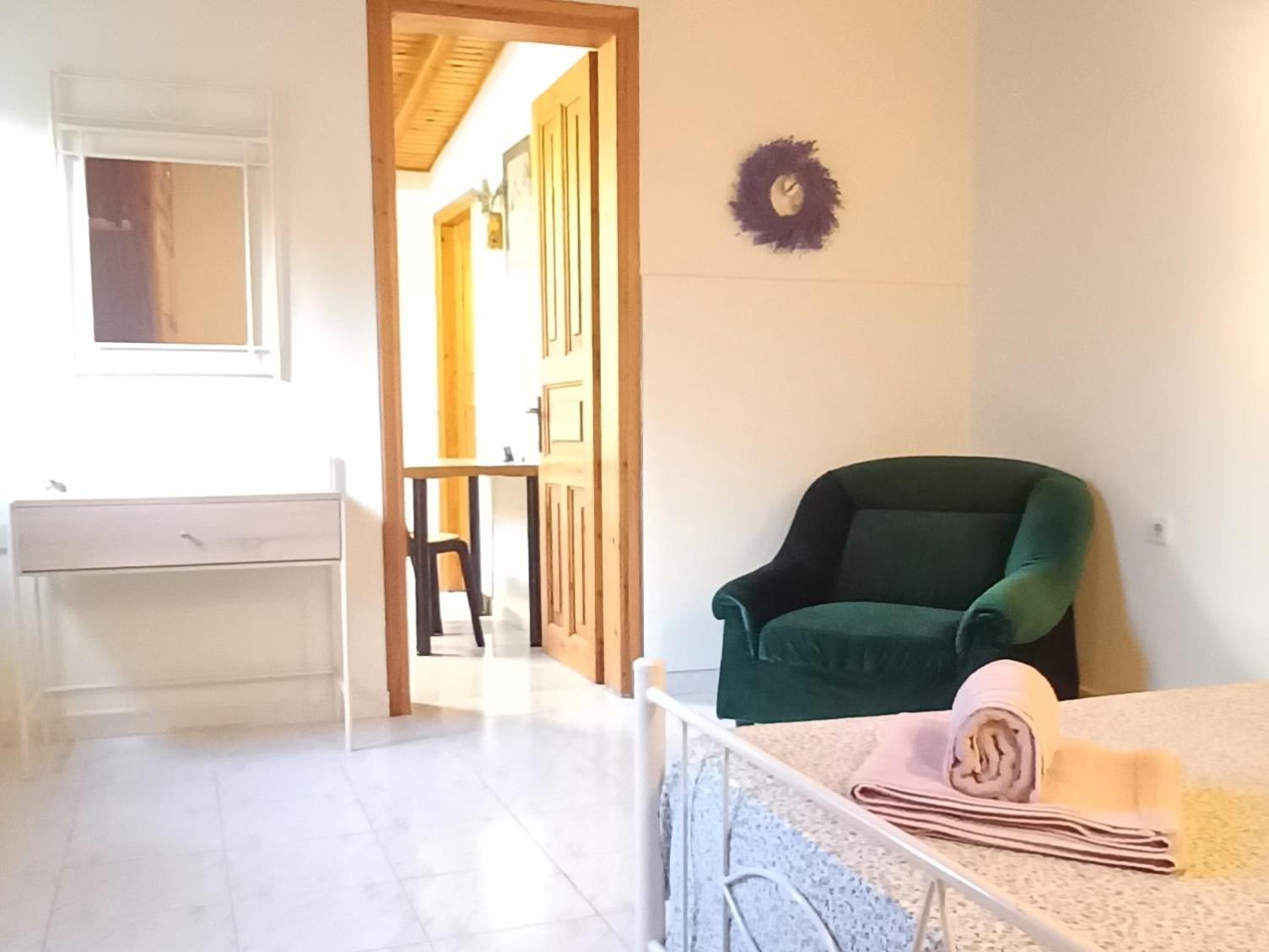 Flora Studios Corfu - Adults Only เวนิทเซส ภายนอก รูปภาพ